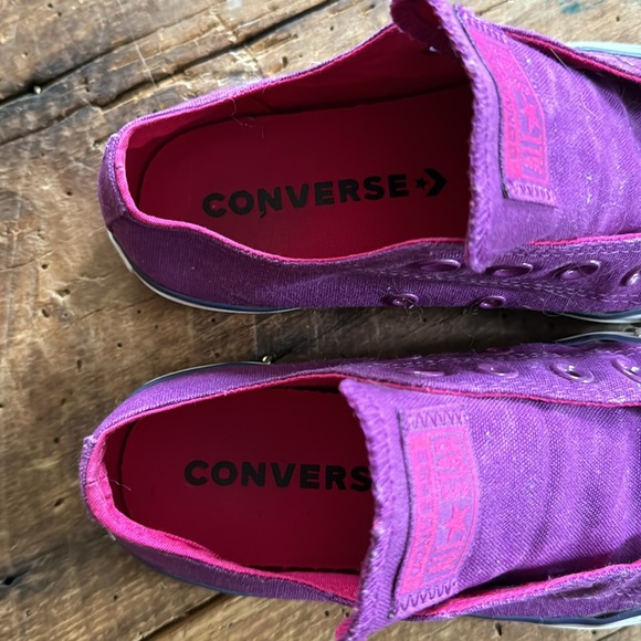 Purple and Fuscia Converse Low Tops. Womens 6. - Picture 2 of 4